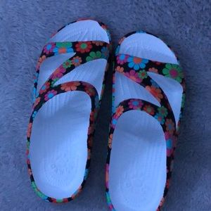 Flower sandals